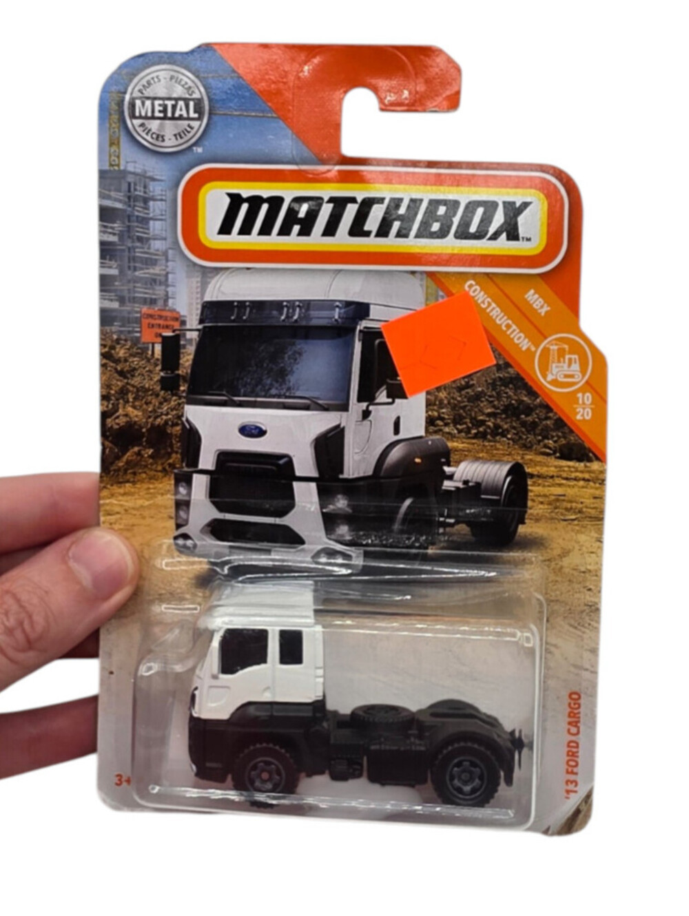 2019 Matchbox '13 Ford Cargo MBX Construction Series on Card WHITE